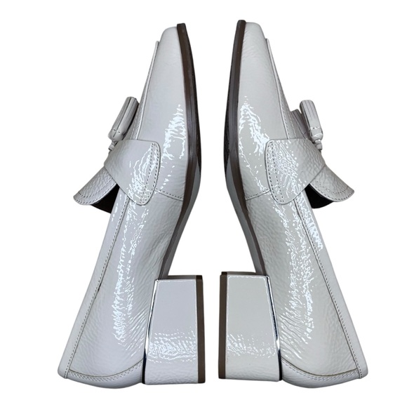 Donald Pliner Avici Crinkle Patent Leather Loafer in Putty NWT Size 8.5 - Picture 4 of 12